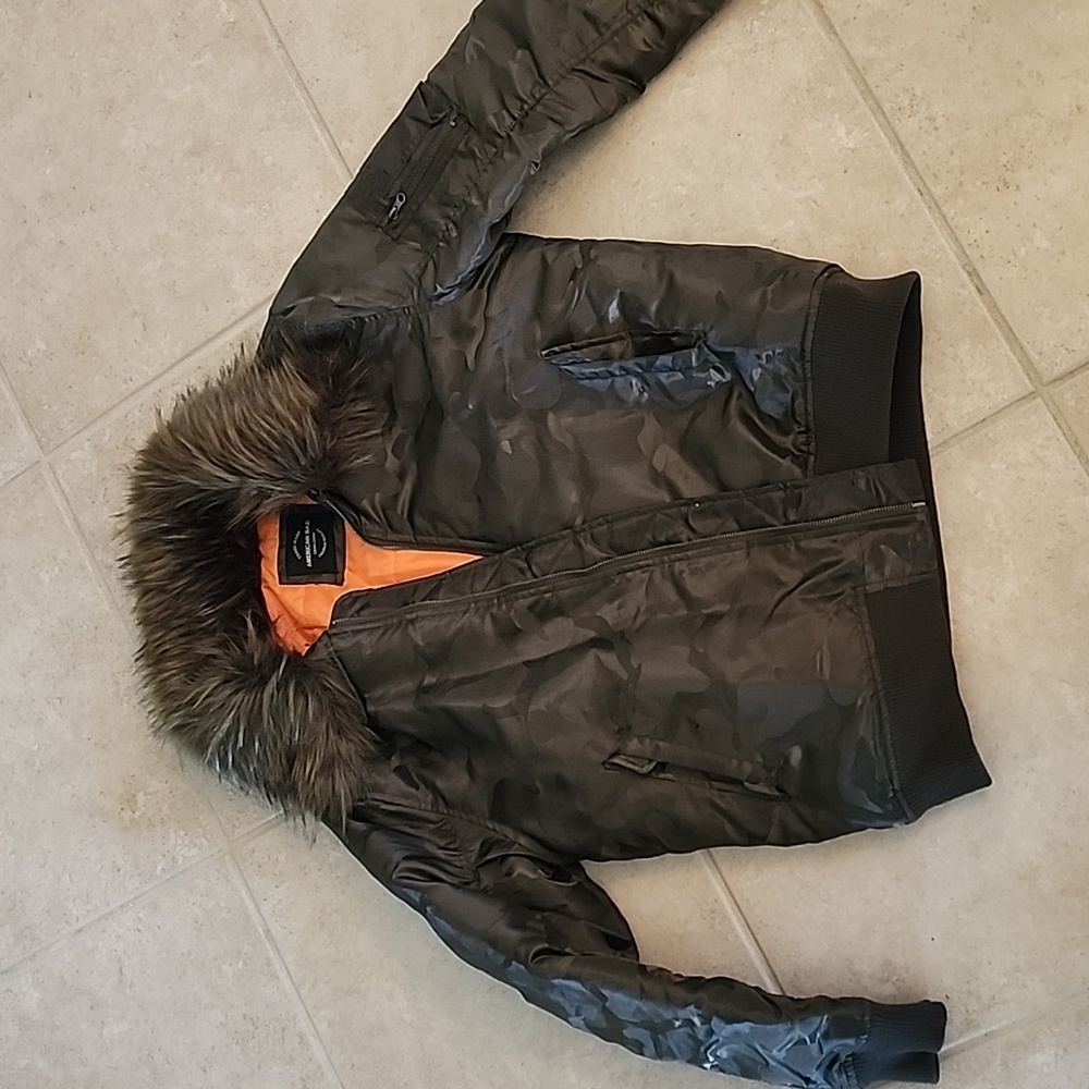 American Bazi Women’s Bomber Jacket Green Camo Removeable Faux-Fur Trim Size L